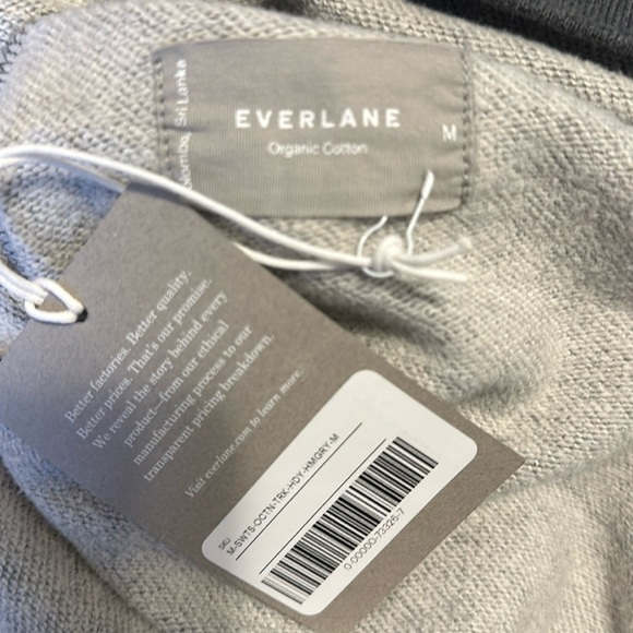 NWT! Everlane The Track Hoodie | Organic
Cotton Heather‎ Grey Hooded
Sweatshirt - Picture 5 of 11